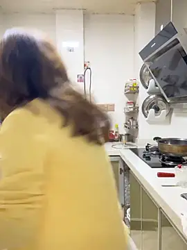 Snapshot of CN-Shanshan chatting on 04.10.26 CN-Shanshan online show from 04.10.26