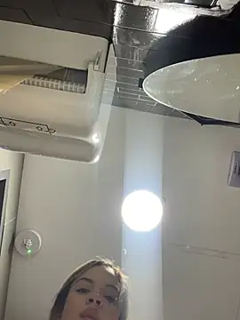 Alisha-Bond online show from 02.14.25