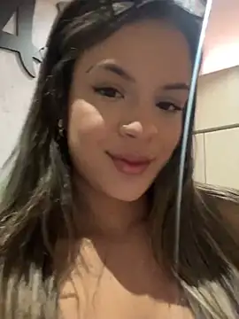 Alisha-Bond online show from 03.04.25