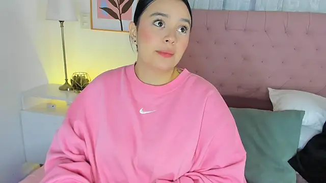 Cristal Cutte online show from 01.18.25