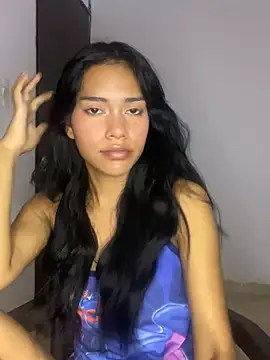 Snapshot of valeriah_7 chatting on 12.19.24 valeriah 7 online show from 12.19.24