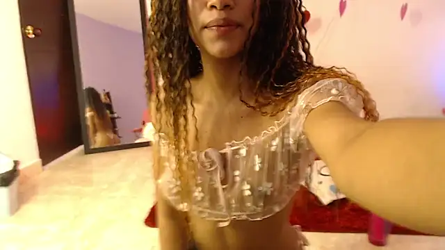 Snapshot of valeriah_7 chatting on 02.18.25 valeriah 7 online show from 02.18.25