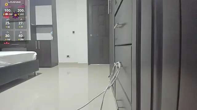 valeria hurtado online show from 02.28.25