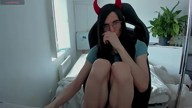 CeriseLapine online show from 03.11.25