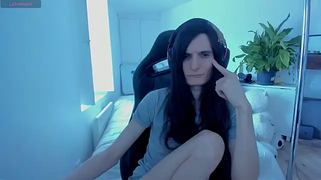 CeriseLapine online show from 03.12.25