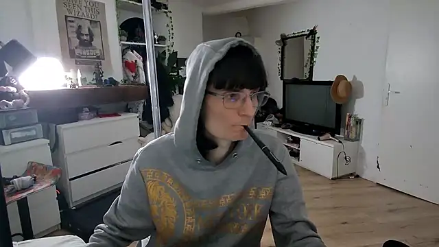 CeriseLapine online show from 12.02.25