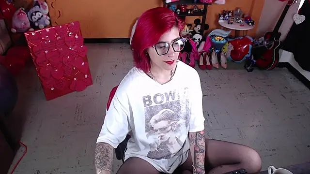 MissMiia2 online show from 03.01.25