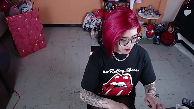 MissMiia2 online show from 03.09.25