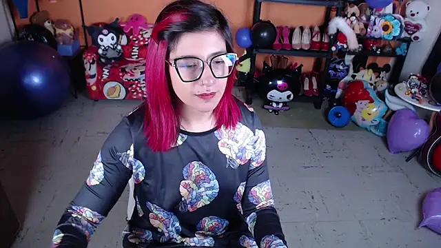 MissMiia2 online show from 09.16.25