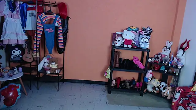 MissMiia2 online show from 02.21.26