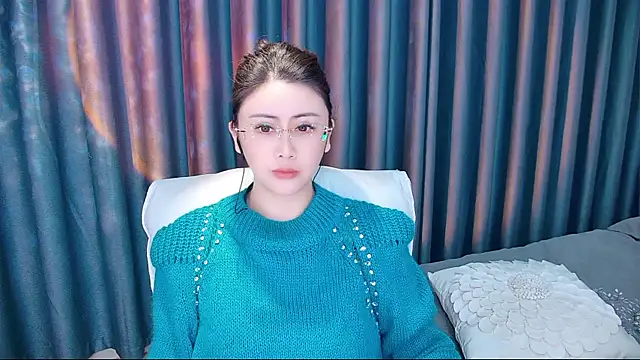 Snapshot of Daisy7_11 chatting on 11.26.25 Daisy7 11 online show from 11.26.25