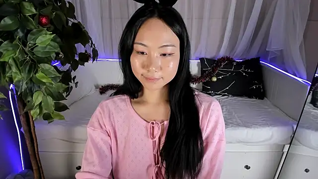 Inari Okami  online show from 12.20.24