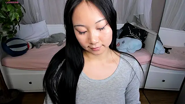 Inari Okami  online show from 01.18.25