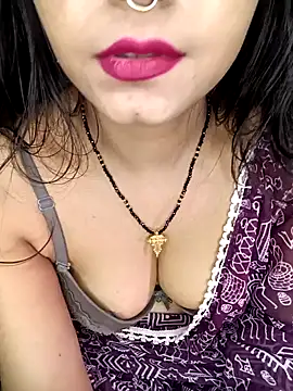 Snapshot of Diamond_queeen chatting on 01.31.25 Diamond queeen online show from 01.31.25