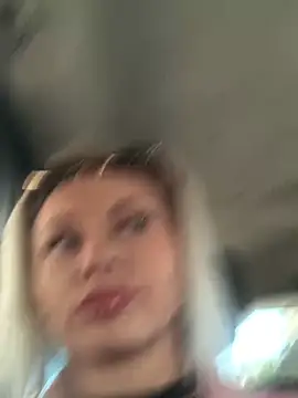 Diamond Bunny  online show from 01.31.25