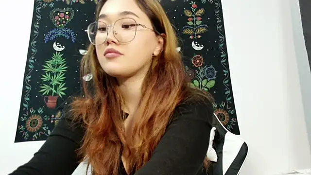 Jennatyan online show from 09.19.25