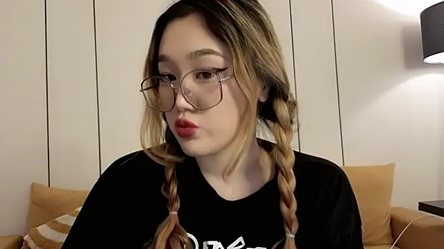 Jennatyan online show from 03.19.26