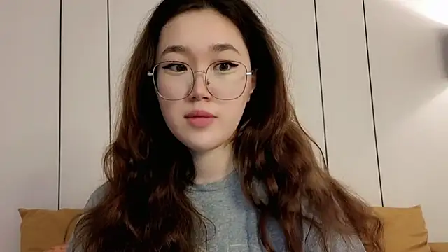 Snapshot of Jennatyan chatting on 06.11.26 Jennatyan online show from 06.11.26