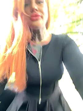 krysstal003 online show from 10.26.25