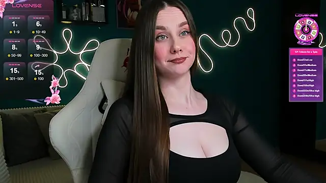 Snapshot of katie_taylorr chatting on 12.01.25 katie taylorr online show from 12.01.25