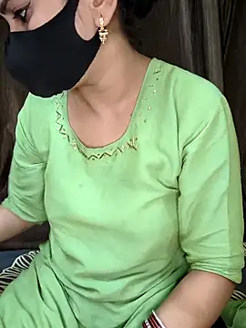 kaveerpooja947 online show from 09.25.25