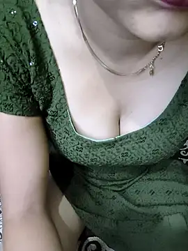 kaveerpooja947 online show from 03.03.26