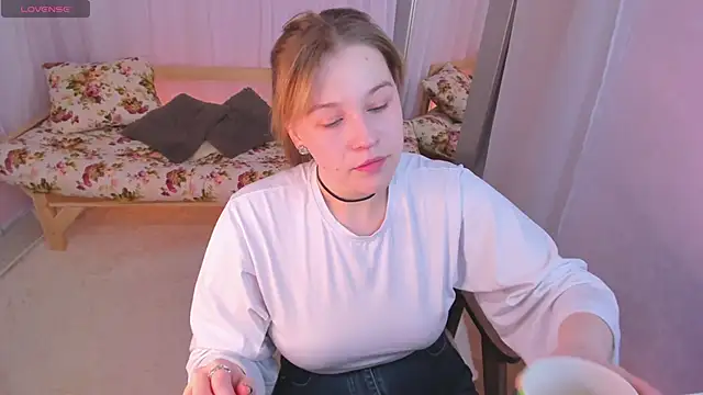 Colleen Blake online show from 02.05.26