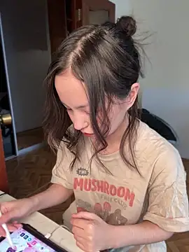 Snapshot of lalallalalaa- chatting on 01.17.25 lalallalalaa- online show from 01.17.25