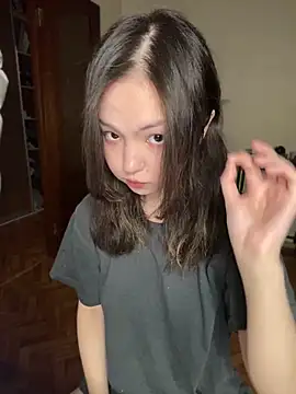 Snapshot of lalallalalaa- chatting on 03.19.25 lalallalalaa- online show from 03.19.25