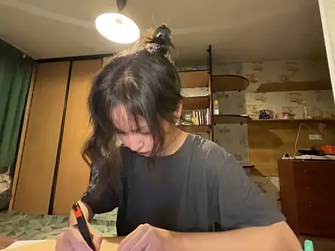 Snapshot of lalallalalaa- chatting on 11.20.25 lalallalalaa- online show from 11.20.25