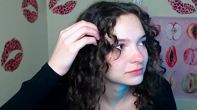  SusieSu  online show from 12.14.25