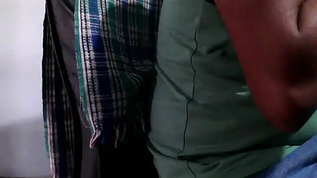 Snapshot of GO_LALA chatting on 01.12.25 GO LALA online show from 01.12.25