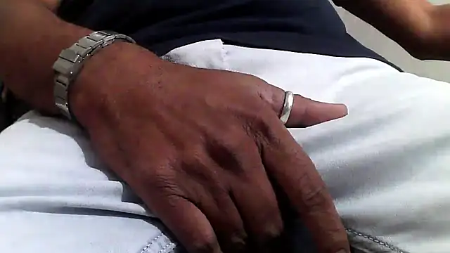 Snapshot of GO_LALA chatting on 01.30.25 GO LALA online show from 01.30.25