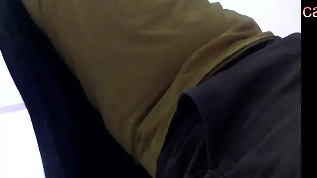 Snapshot of GO_LALA chatting on 03.22.25 GO LALA online show from 03.22.25