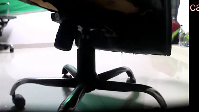 Snapshot of GO_LALA chatting on 03.23.25 GO LALA online show from 03.23.25