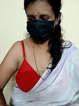 Snapshot of akshara_22 chatting on 12.20.24 akshara 22 online show from 12.20.24