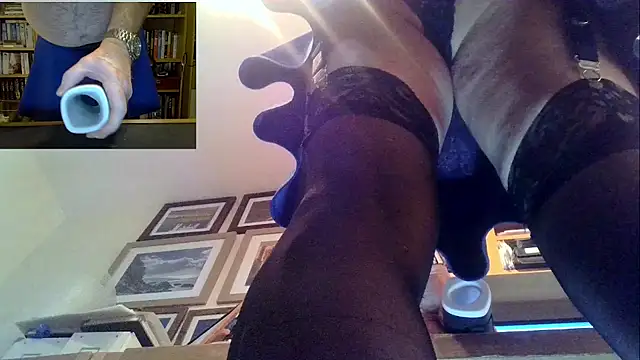 Snapshot of nataliecdlive chatting on 12.07.24 nataliecdlive online show from 12.07.24