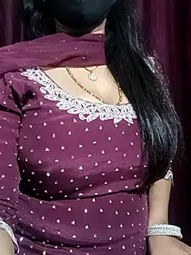 Anamika Kapoor online show from 03.11.25