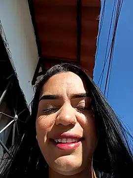 Snapshot of Sara-77 chatting on 01.19.25 Sara-77 online show from 01.19.25