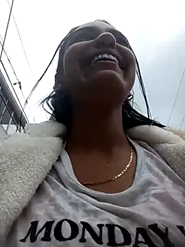 Snapshot of Sara-77 chatting on 03.19.25 Sara-77 online show from 03.19.25