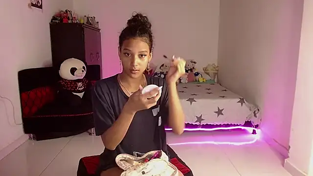 Snapshot of Chelsea__2 chatting on 02.04.26 Chelsea 2 online show from 02.04.26