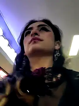 Lila Desiree online show from 03.05.25