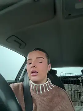 maisiesmithx online show from 12.27.24