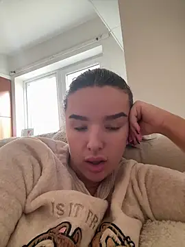 maisiesmithx online show from 01.06.25