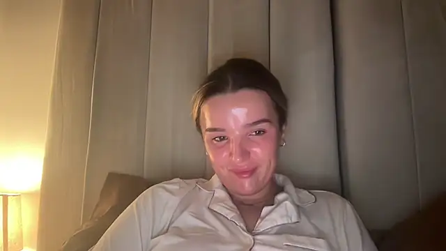 maisiesmithx online show from 08.06.26
