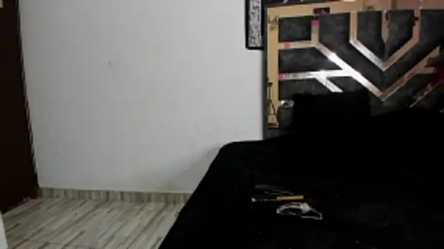 little cataleya online show from 10.15.25