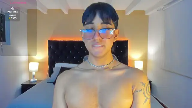 Dark hairy  online show from 02.22.25