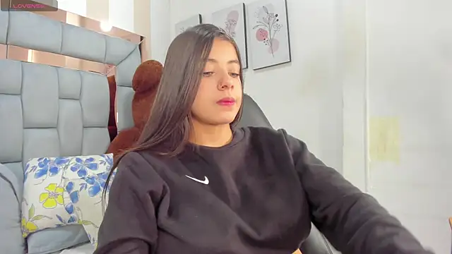 coraltaylor online show from 11.23.25