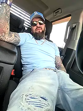 Beardedtattood online show from 04.09.26