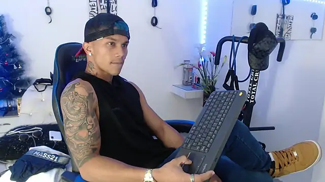 Leonard Price online show from 02.11.25